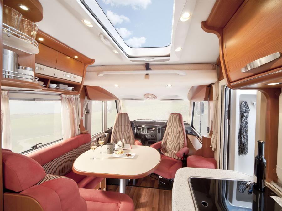 Интерьер Hymer B-Class 2011 года  (фото 6 из 30)